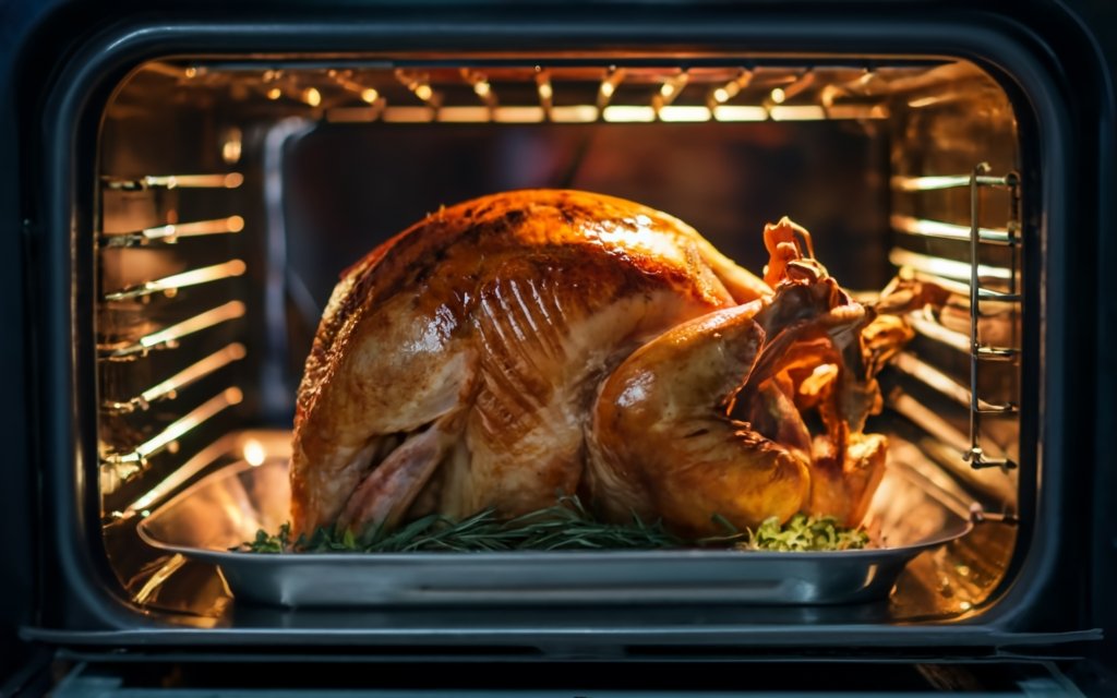 Oven roasting a turkey
